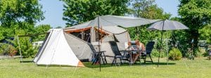 Vouwwagen op de camping